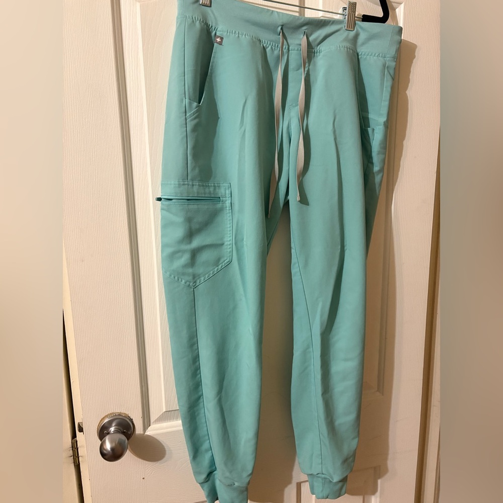 Figs Zamora Jogger Scrub Pants in Light Teal